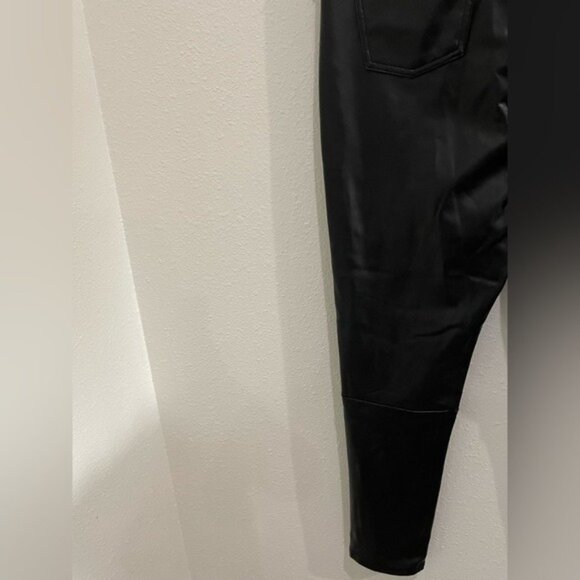 New 7 For  All Mankind Faux Leather High Rise Pants Black Slim Chic Contemporary - Picture 9 of 10